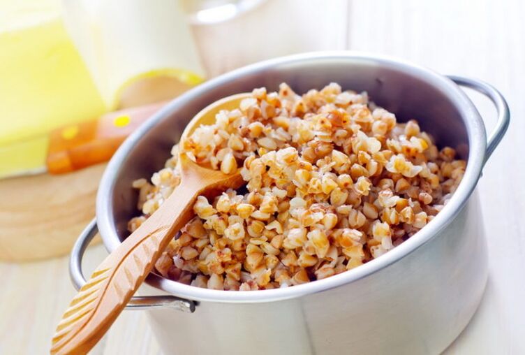 a portion of steamed buckwheat diet
