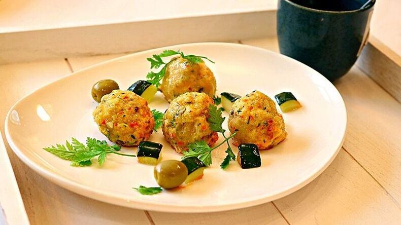 Fish balls - protein food for the first day of the six-petal diet