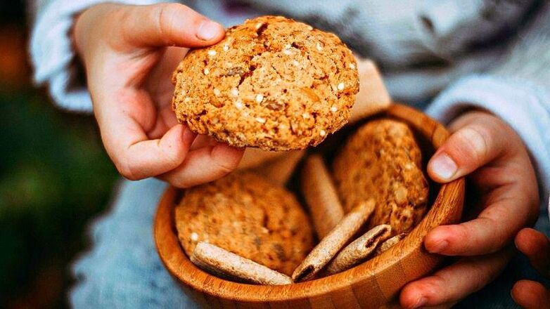 The cereal day of the six-petal diet will appeal to oatmeal cookie lovers